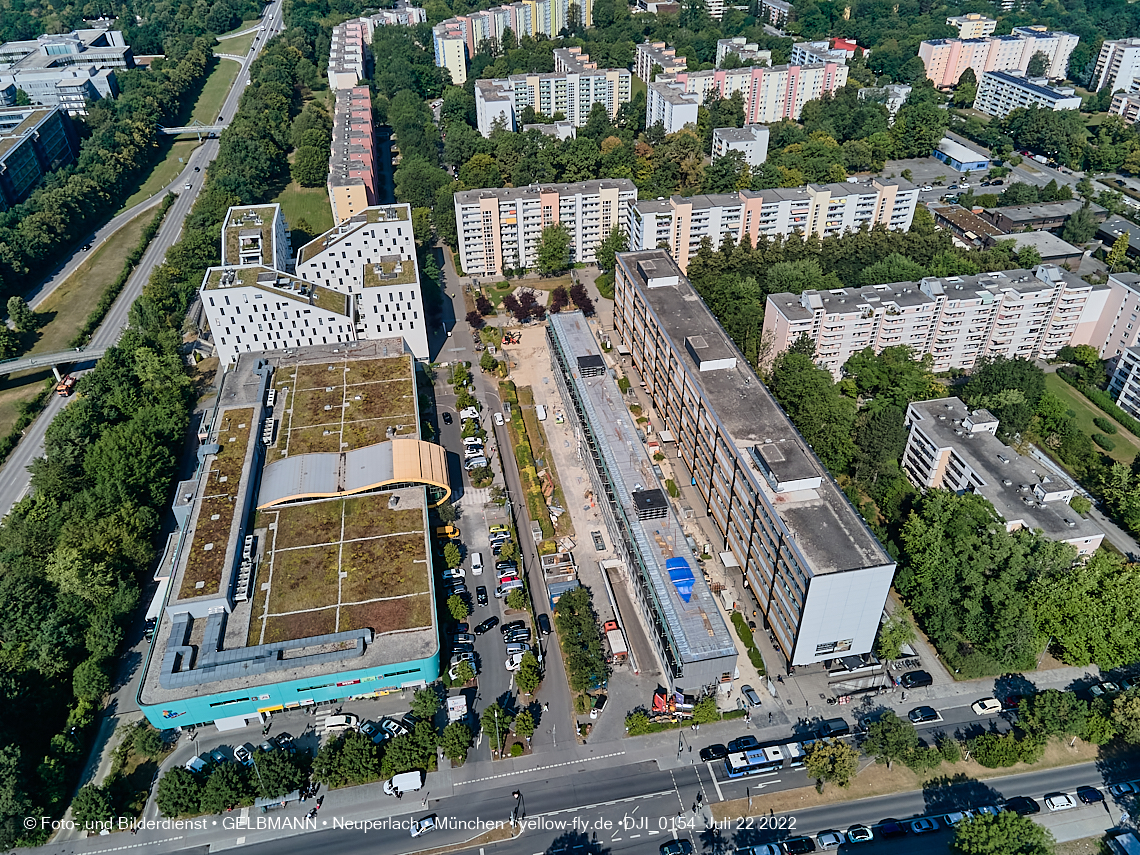 22.07.2022 - Plettzentrum und Montessori Schule in Neuperlach